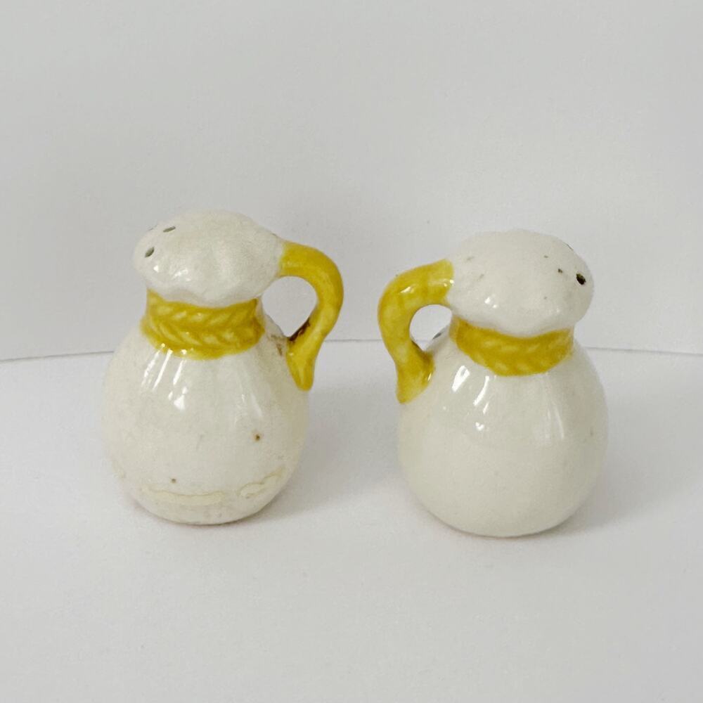 Handpainted Satchel Salt And Pepper Shakers 1950s - Picture 2 of 6